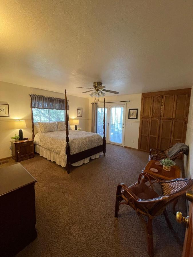 Berkshire Inn Groveland Exteriér fotografie