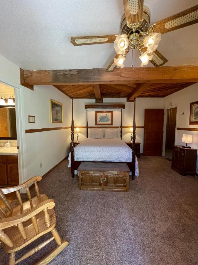 Berkshire Inn Groveland Exteriér fotografie